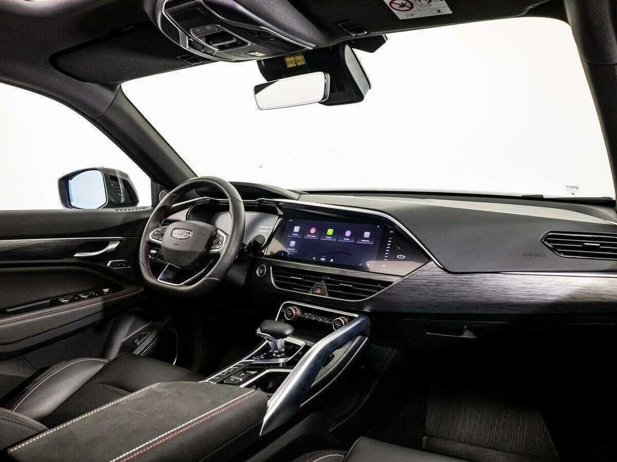 Купить Geely Tugella с пробегом. Фото: #8