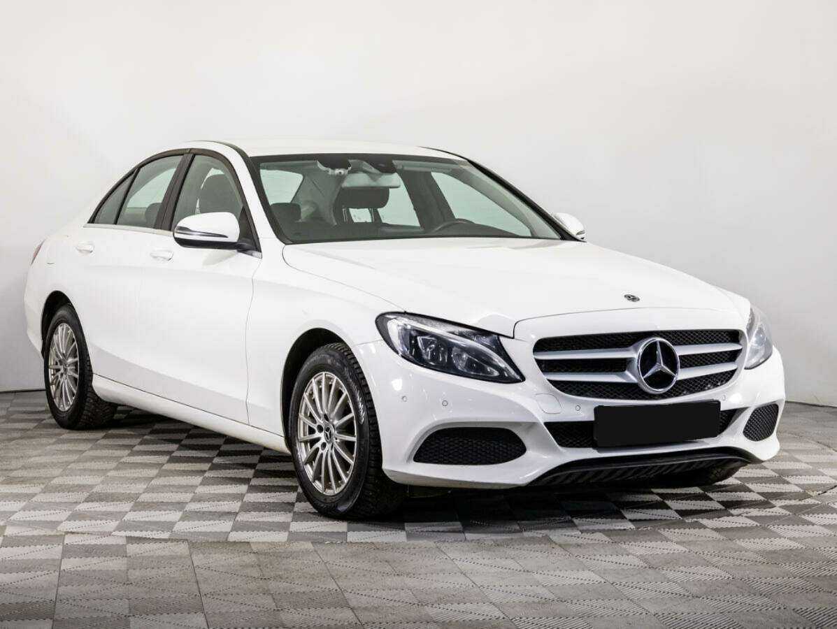 Купить Mercedes-Benz C-Класс с пробегом. Фото: #2