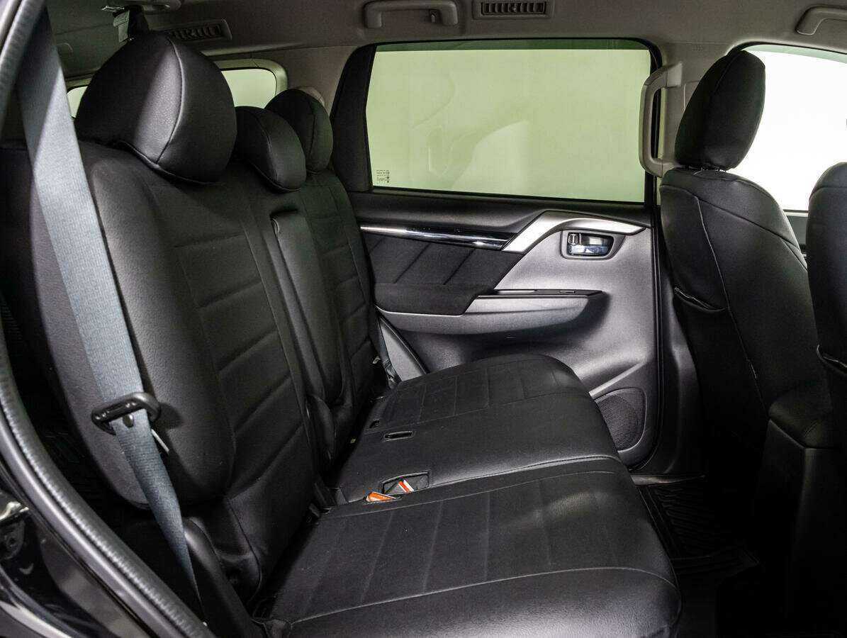 Купить Mitsubishi Pajero Sport с пробегом. Фото: #13