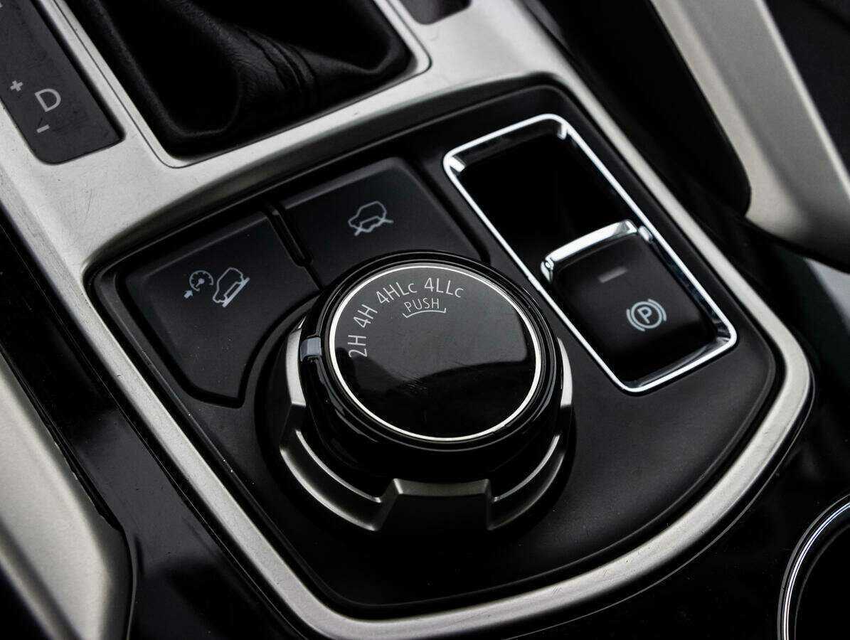 Купить Mitsubishi Pajero Sport с пробегом. Фото: #15