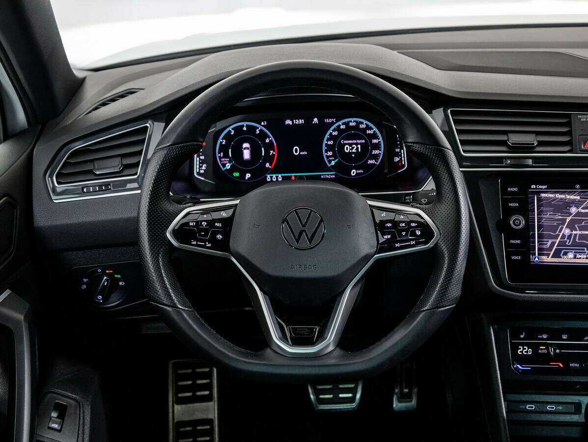 Купить Volkswagen Tiguan с пробегом. Фото: #20
