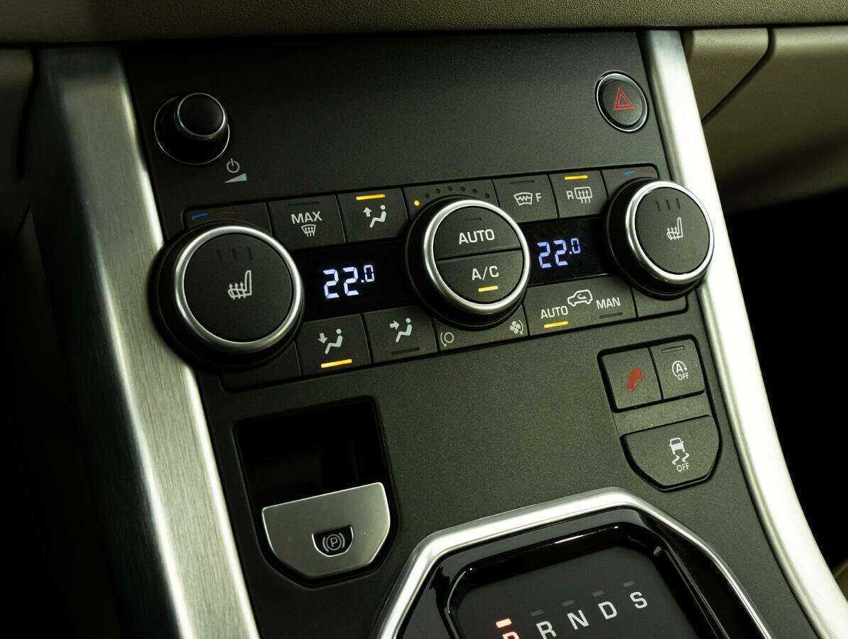 Купить Land Rover Range Rover Evoque с пробегом. Фото: #11