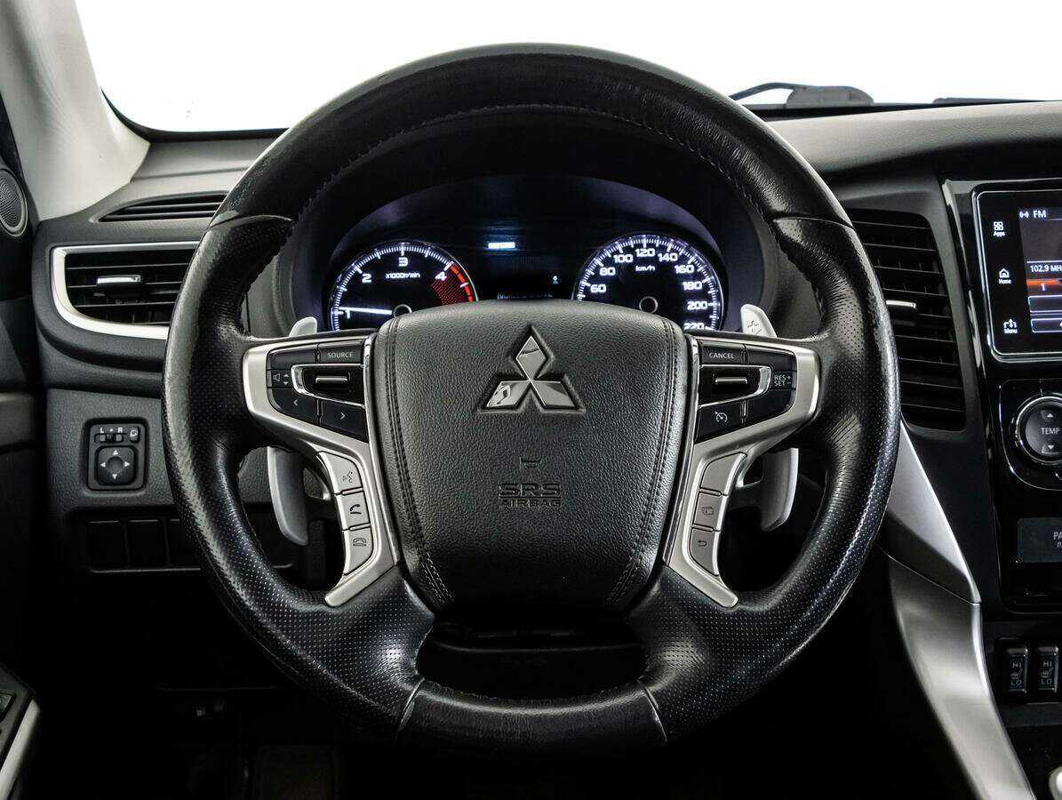 Купить Mitsubishi Pajero Sport с пробегом. Фото: #7