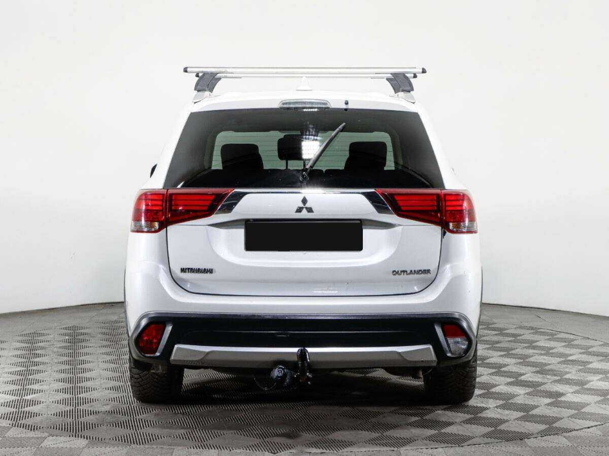 Купить Mitsubishi Outlander с пробегом. Фото: #5