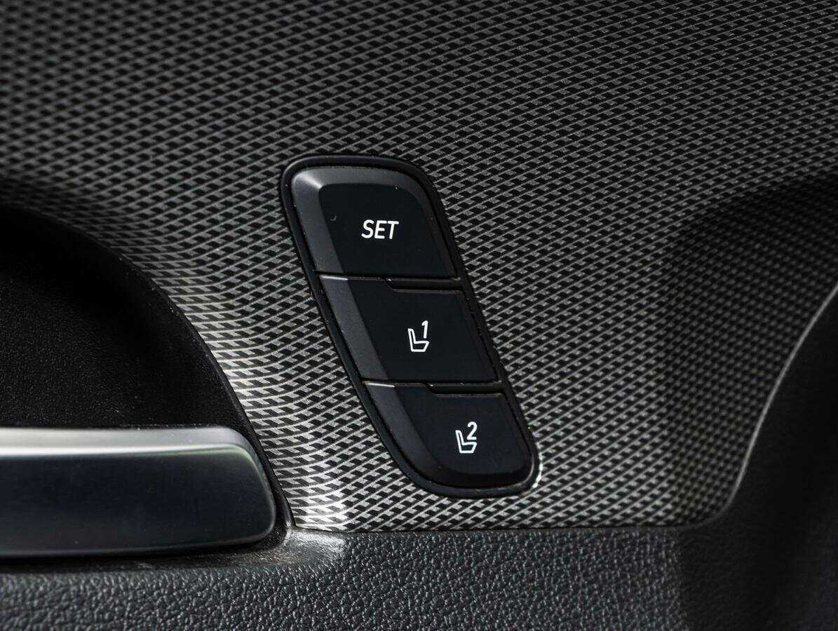 Купить Hyundai Santa Fe с пробегом. Фото: #12