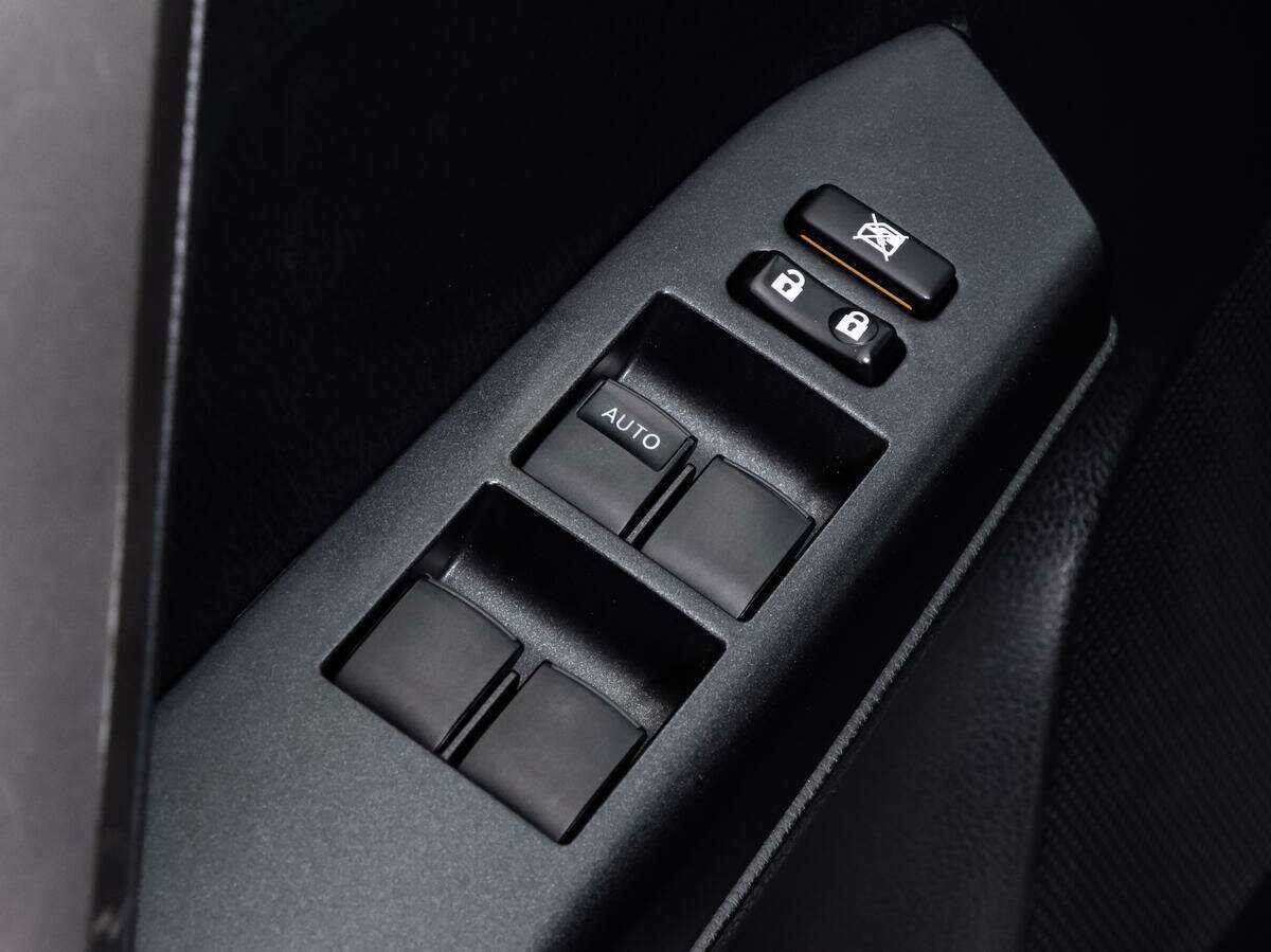 Купить Toyota RAV4 с пробегом. Фото: #15