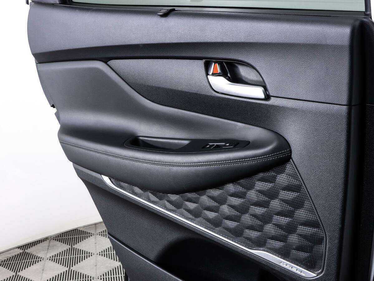 Купить Hyundai Santa Fe с пробегом. Фото: #20