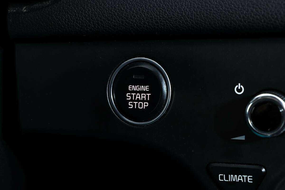 Купить Kia Sportage с пробегом. Фото: #14