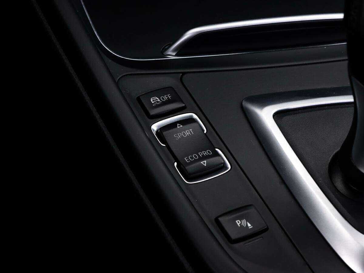 Купить BMW 3 серии с пробегом. Фото: #18