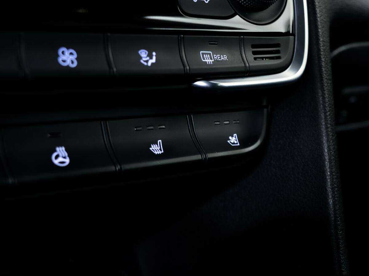 Купить Hyundai Santa Fe с пробегом. Фото: #17