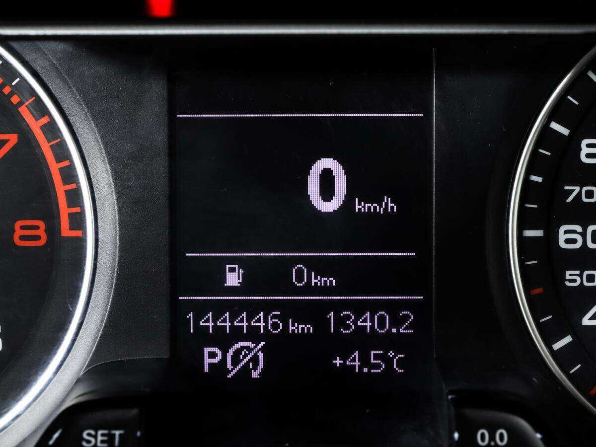 Купить Audi A4 с пробегом. Фото: #18