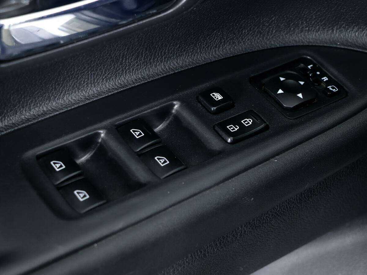 Купить Mitsubishi Outlander с пробегом. Фото: #12