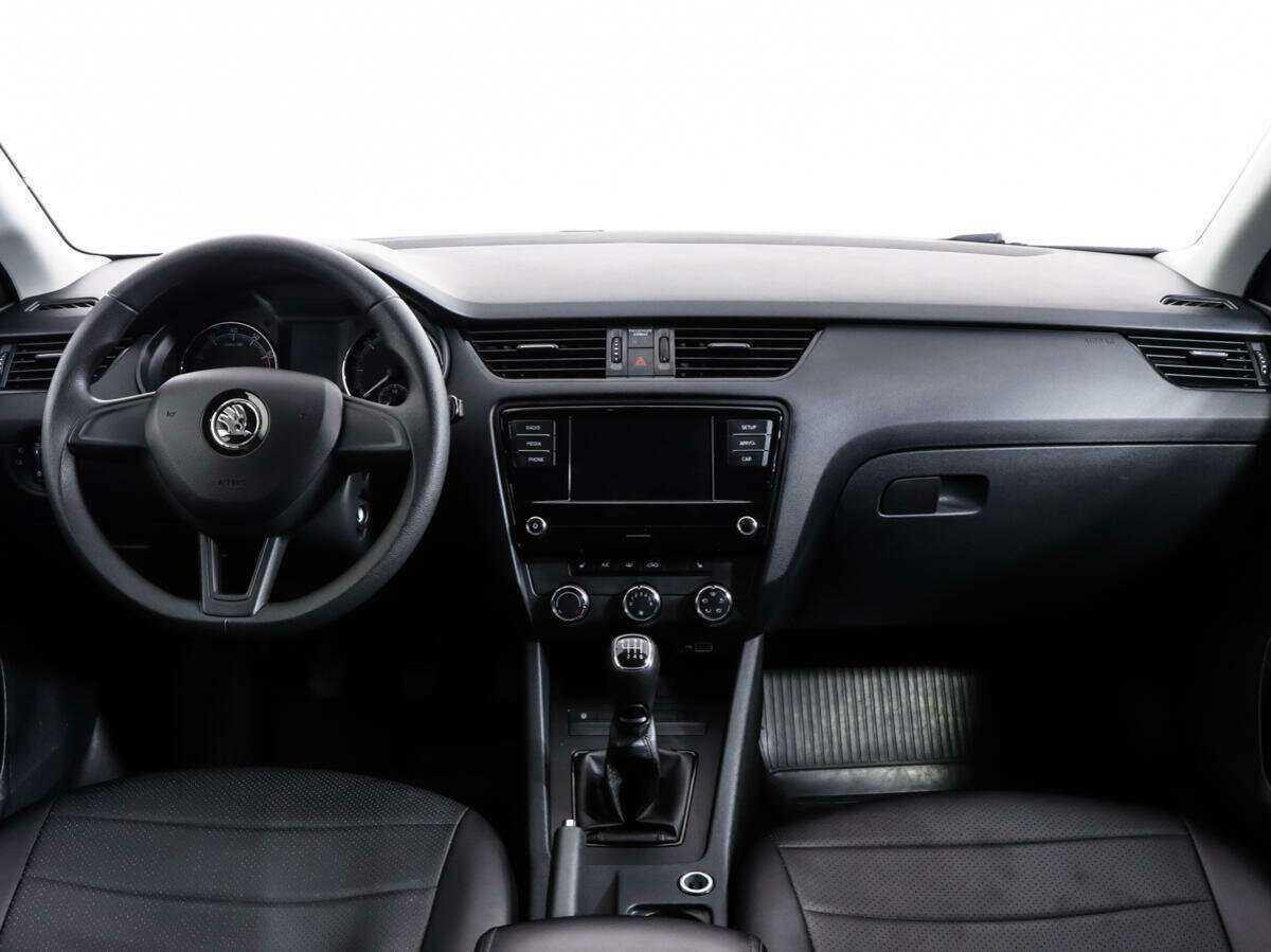Купить Skoda Octavia с пробегом. Фото: #7