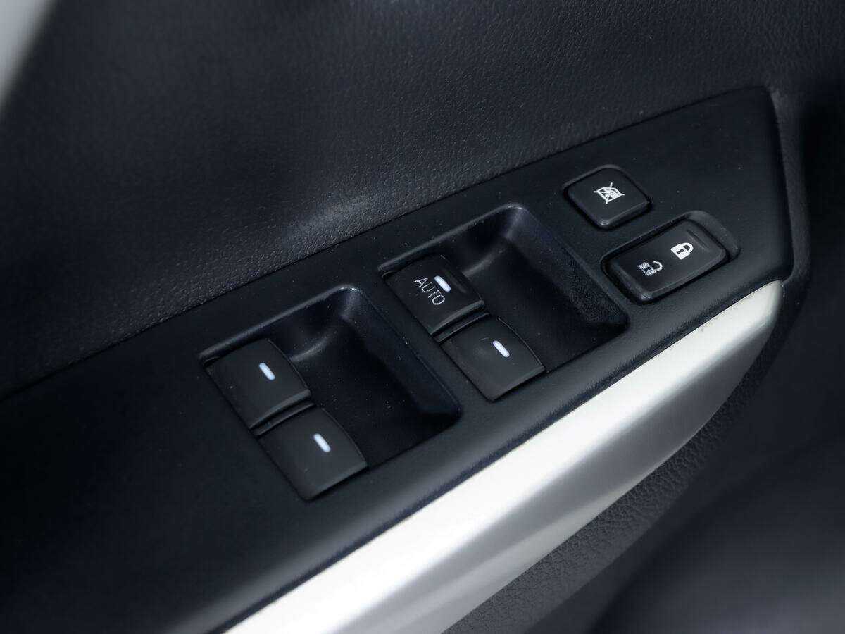 Купить Mitsubishi Pajero Sport с пробегом. Фото: #13