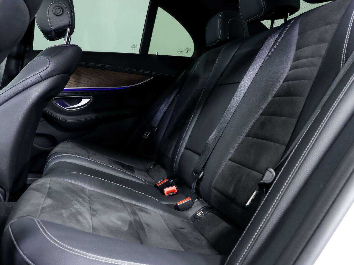 Купить Mercedes-Benz E-Класс с пробегом. Фото: #10