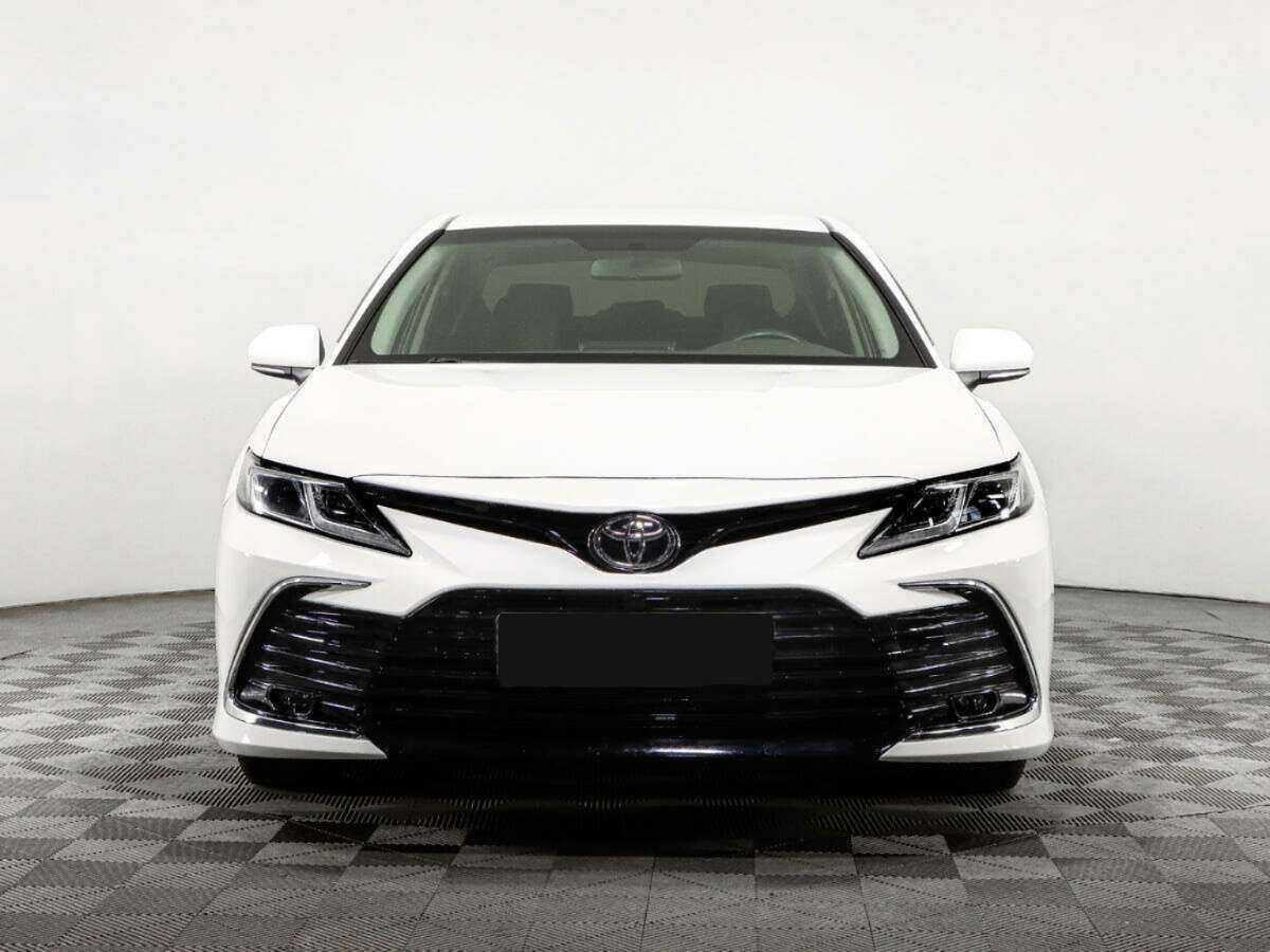 Купить Toyota Camry с пробегом. Фото: #1