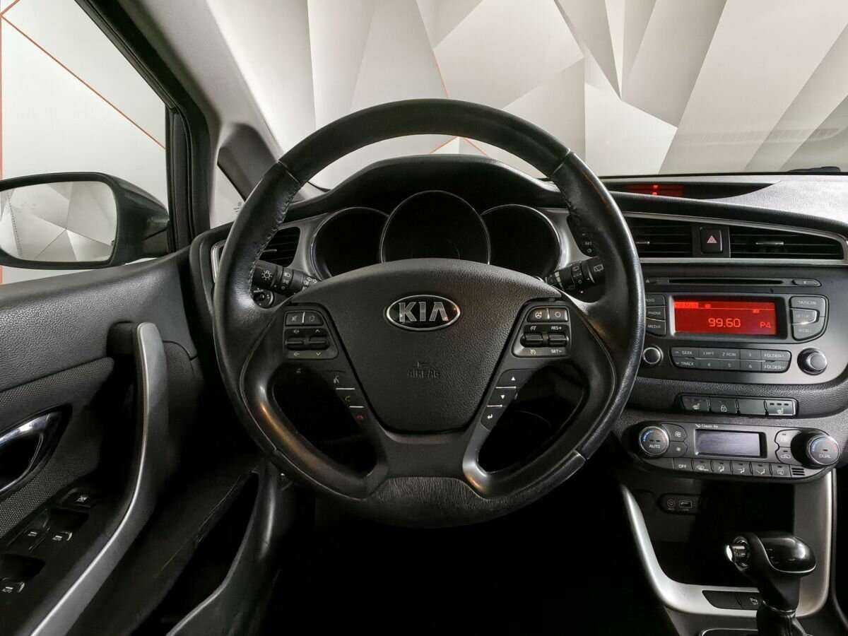Купить Kia Ceed с пробегом. Фото: #14