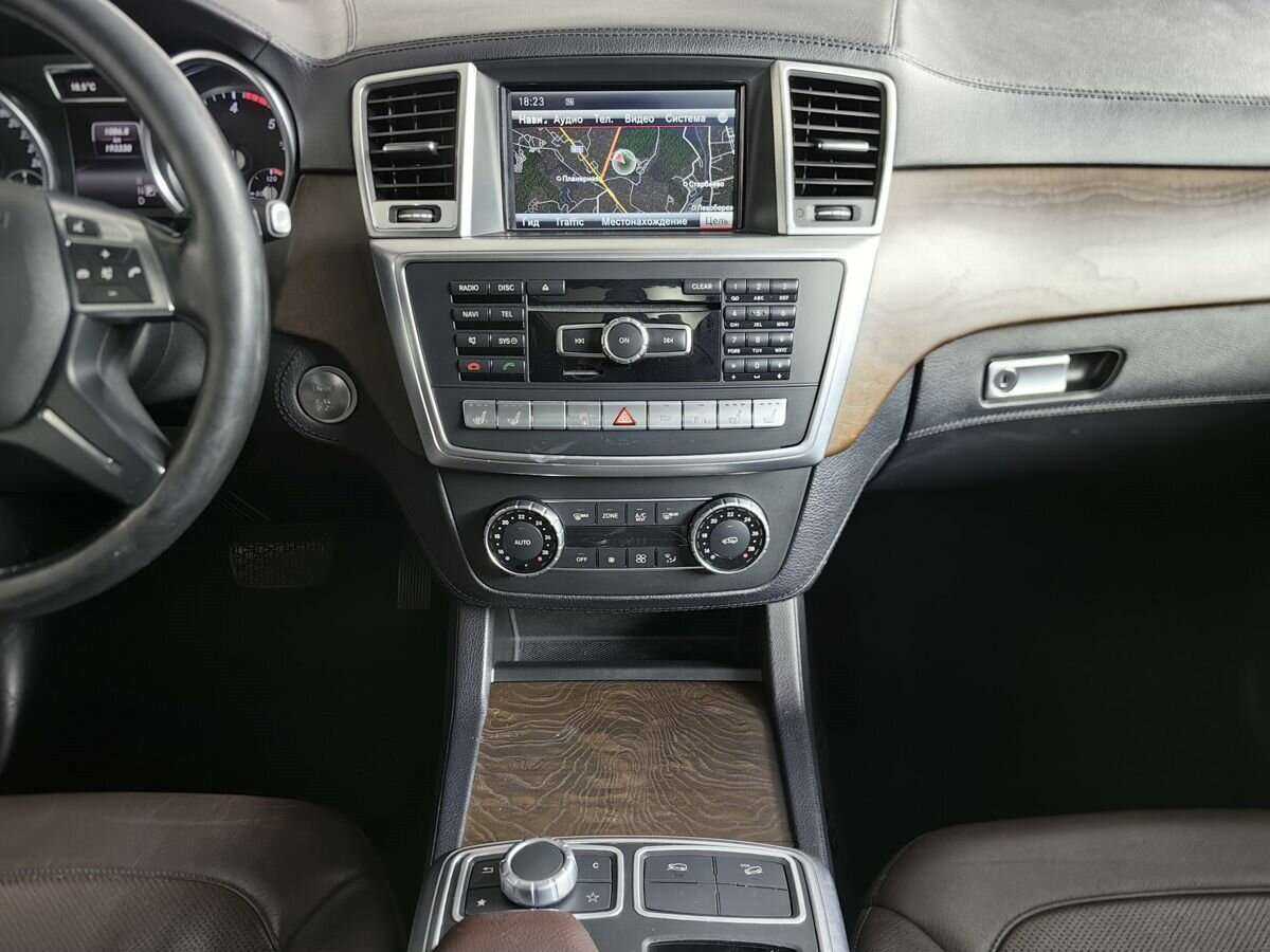 Купить Mercedes-Benz M-Класс с пробегом. Фото: #10