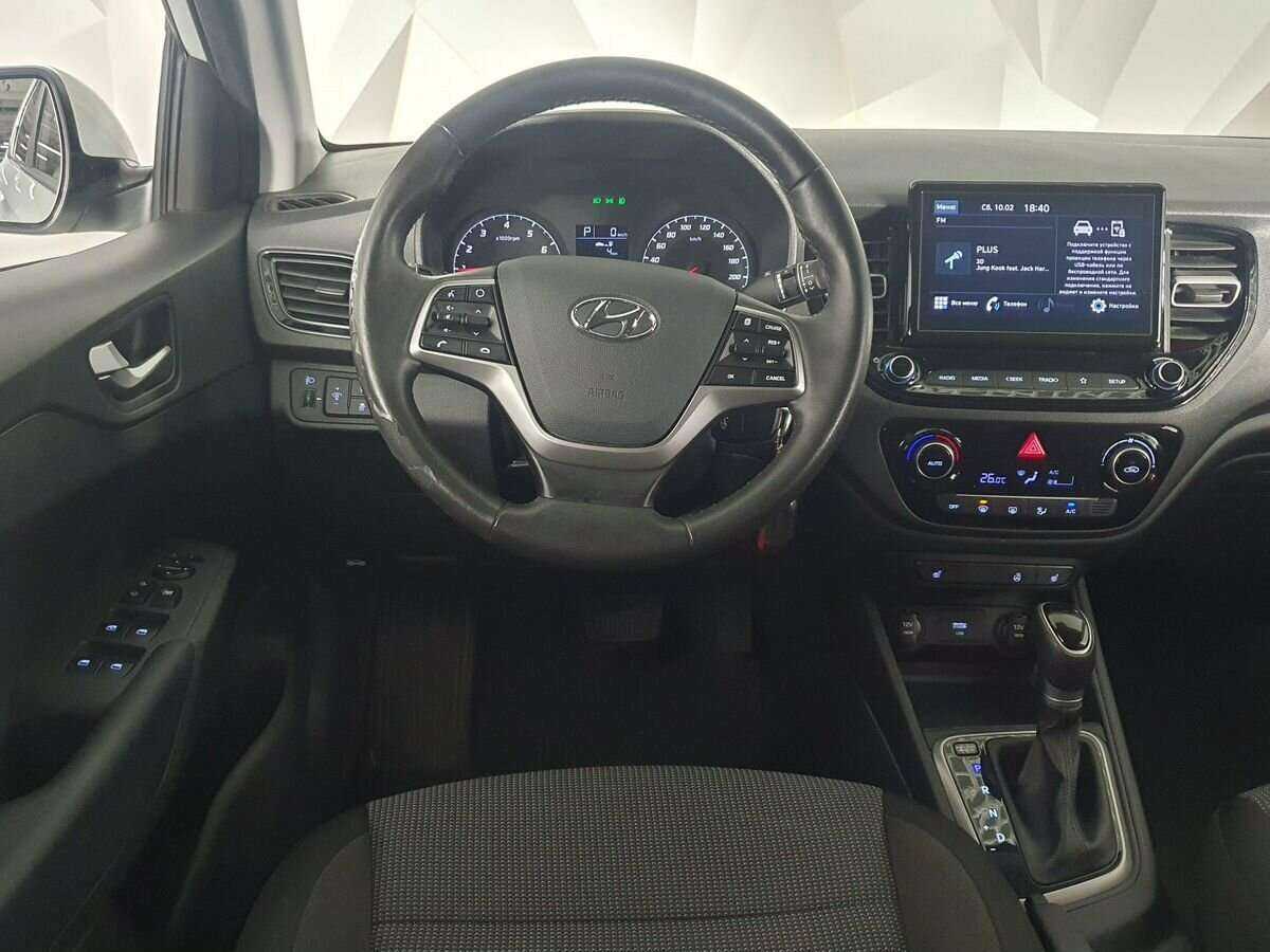 Купить Hyundai Solaris с пробегом. Фото: #6