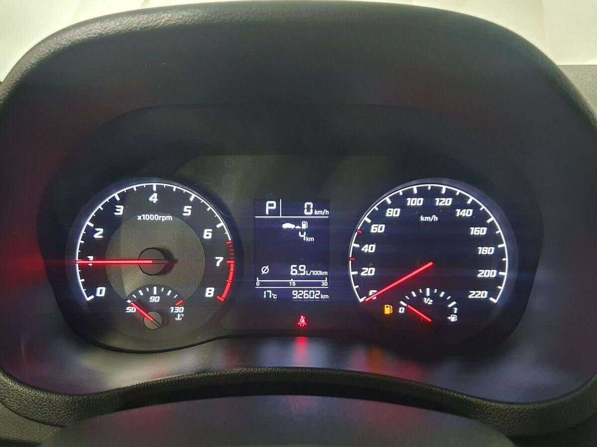 Купить Hyundai Solaris с пробегом. Фото: #10