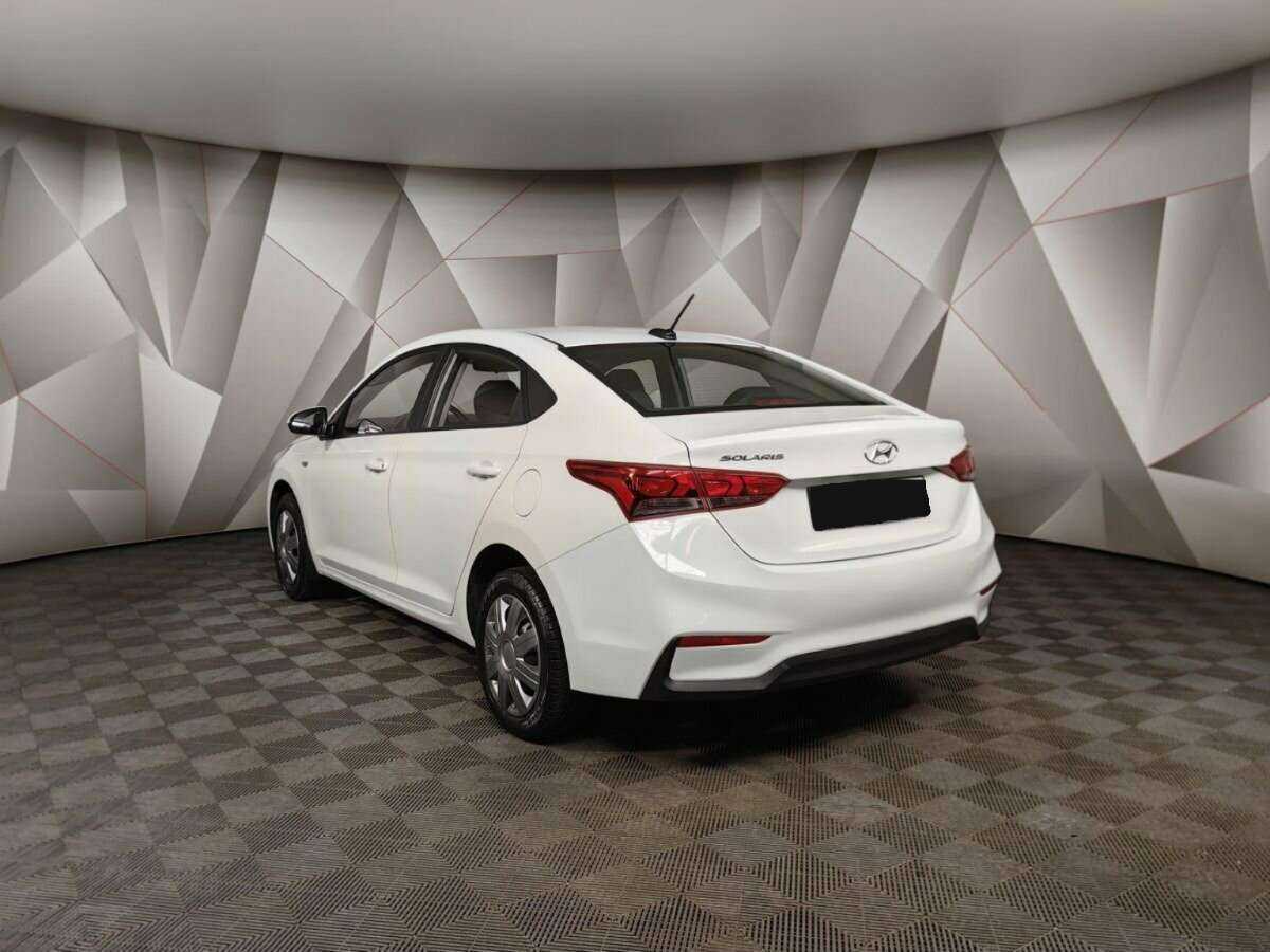 Купить Hyundai Solaris с пробегом. Фото: #3