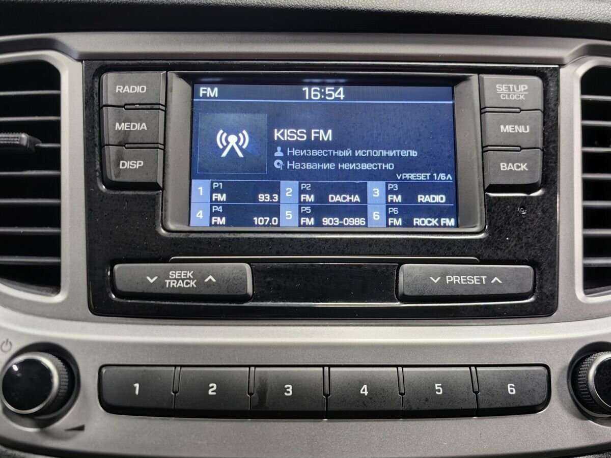 Купить Hyundai Solaris с пробегом. Фото: #16