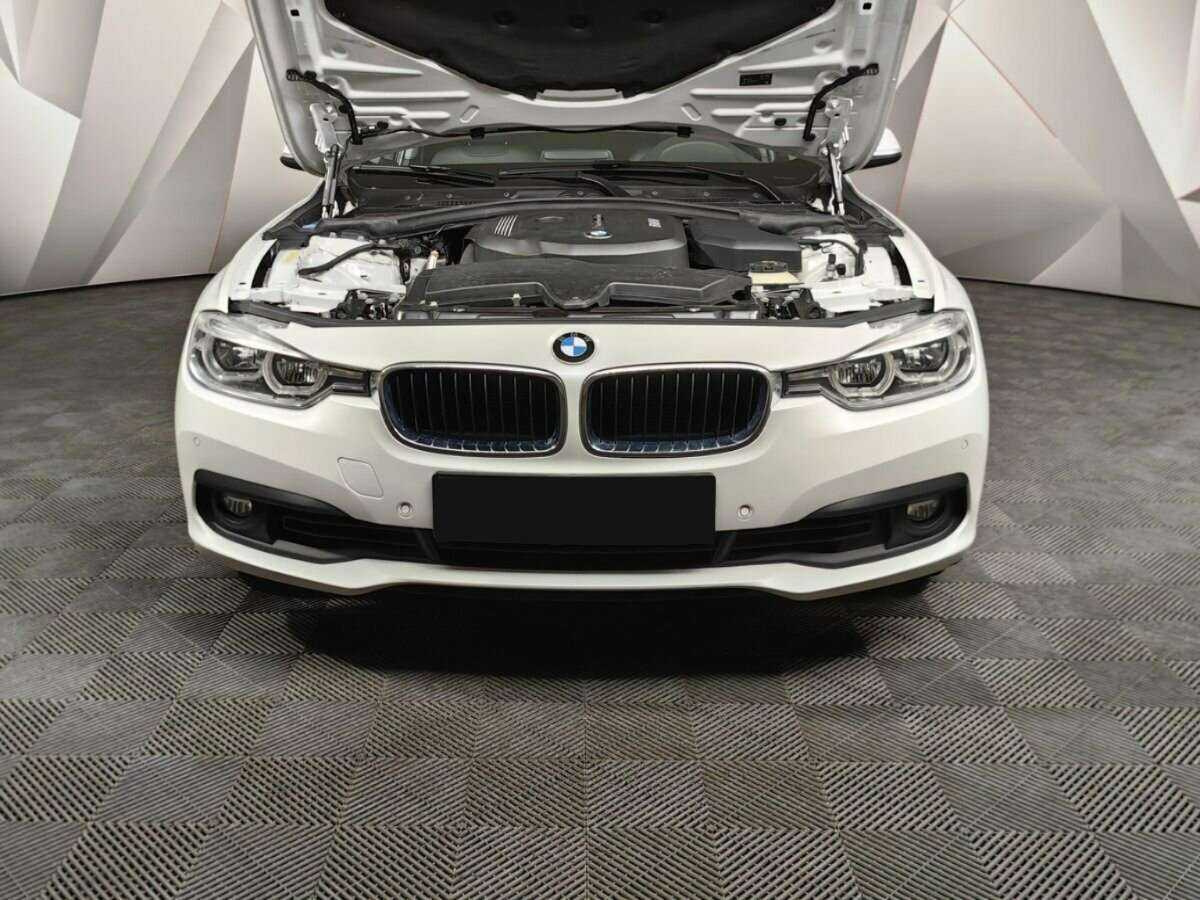 Купить BMW 3 серии с пробегом. Фото: #16