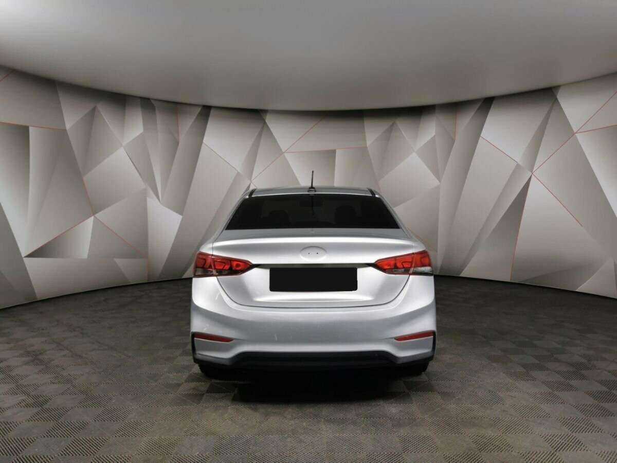 Купить Hyundai Solaris с пробегом. Фото: #7