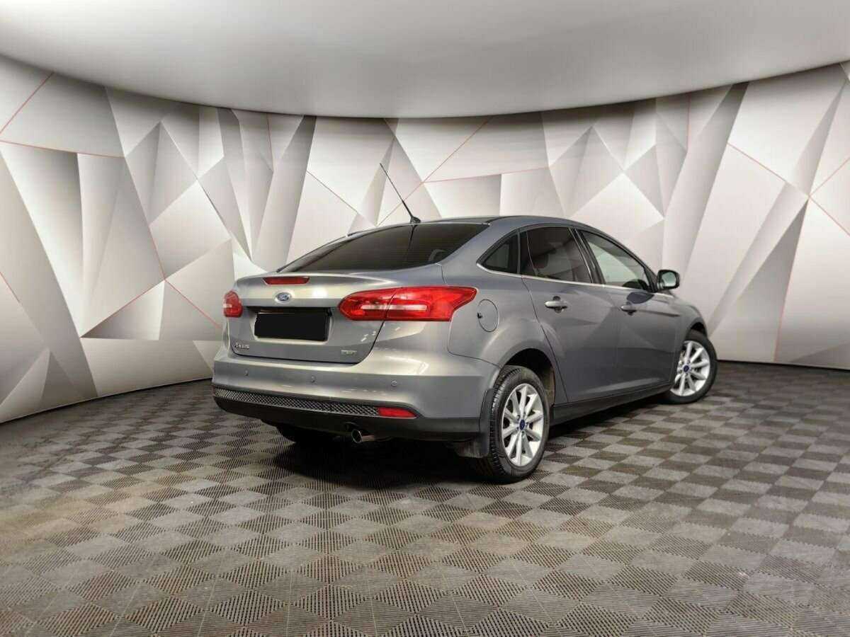 Купить Ford Focus с пробегом. Фото: #1