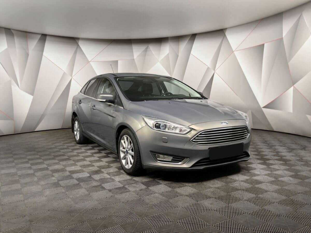 Купить Ford Focus с пробегом. Фото: #2