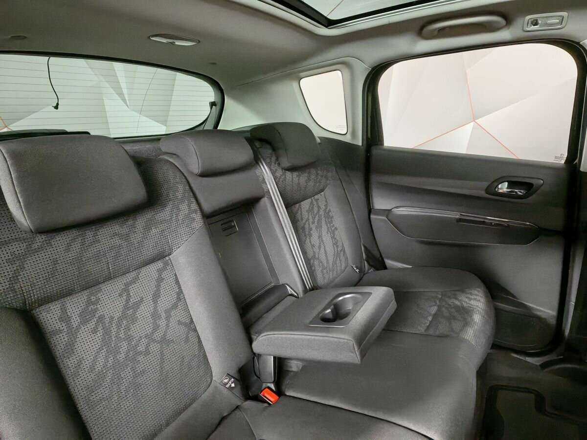 Купить Peugeot 3008 с пробегом. Фото: #12