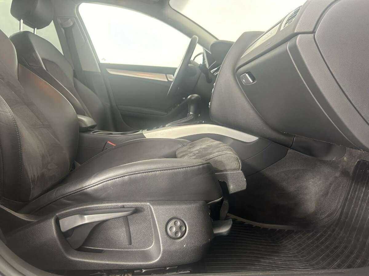 Купить Audi A4 с пробегом. Фото: #13