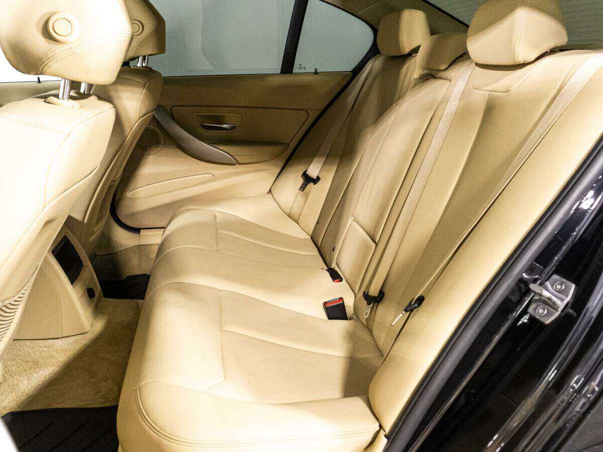 Купить BMW 3 серии с пробегом. Фото: #9