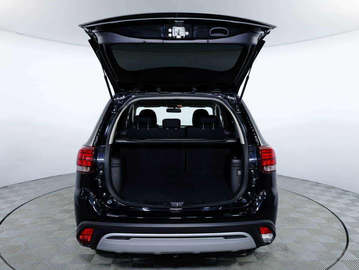 Купить Mitsubishi Outlander с пробегом. Фото: #5