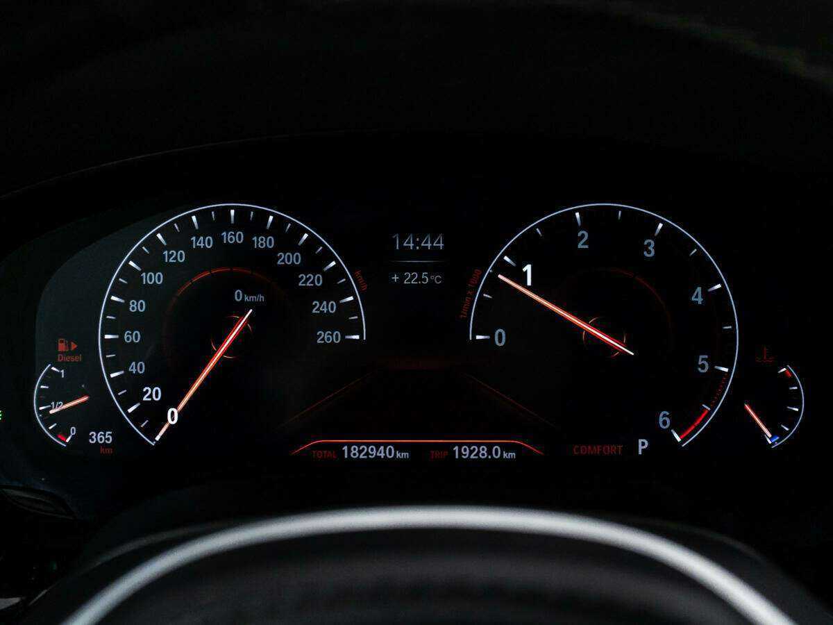 Купить BMW 5 серии с пробегом. Фото: #10