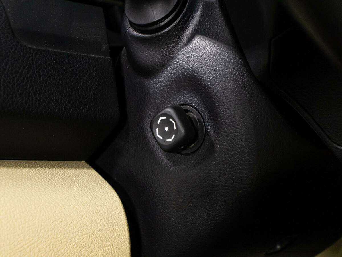 Купить Toyota Camry с пробегом. Фото: #16