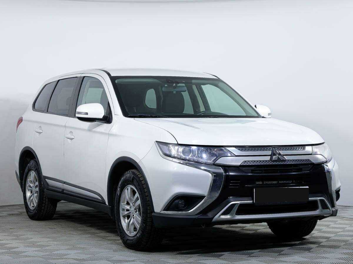Купить Mitsubishi Outlander с пробегом. Фото: #2