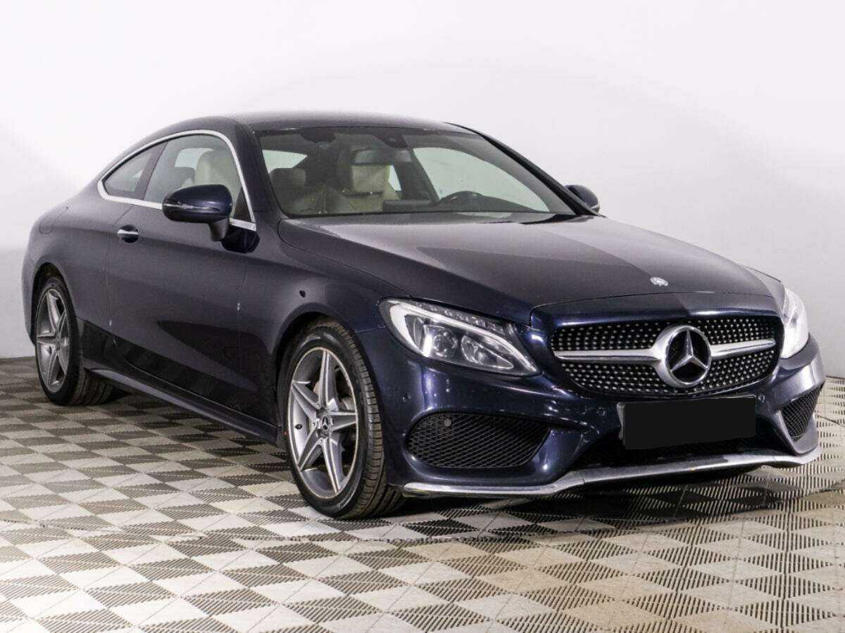 Купить Mercedes-Benz C-Класс с пробегом. Фото: #2