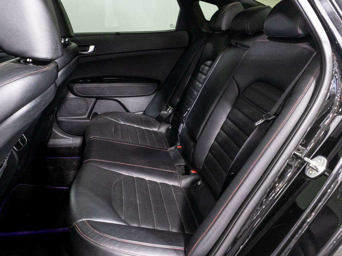 Купить Kia Optima с пробегом. Фото: #9