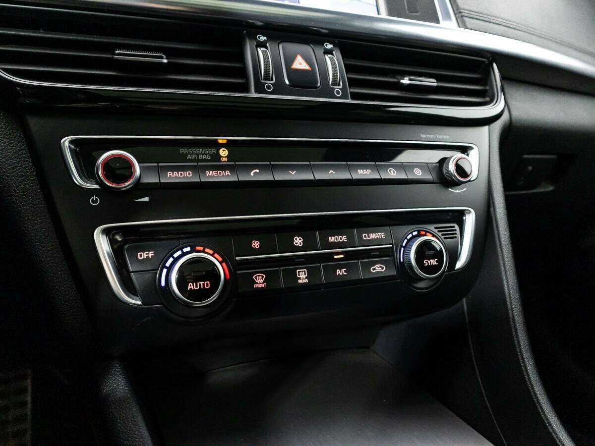 Купить Kia Optima с пробегом. Фото: #19