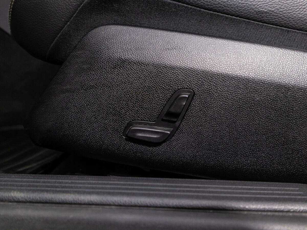 Купить Mercedes-Benz E-Класс с пробегом. Фото: #14