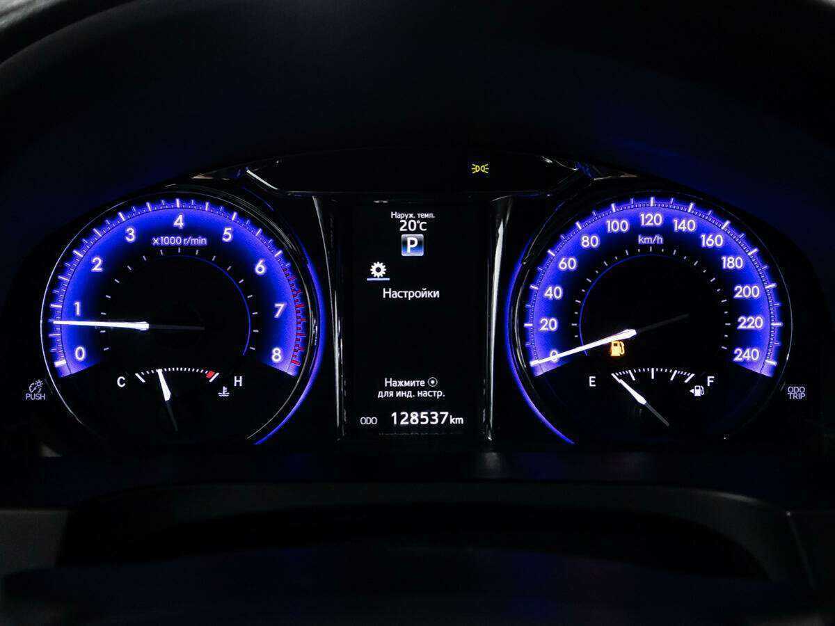 Купить Toyota Camry с пробегом. Фото: #11