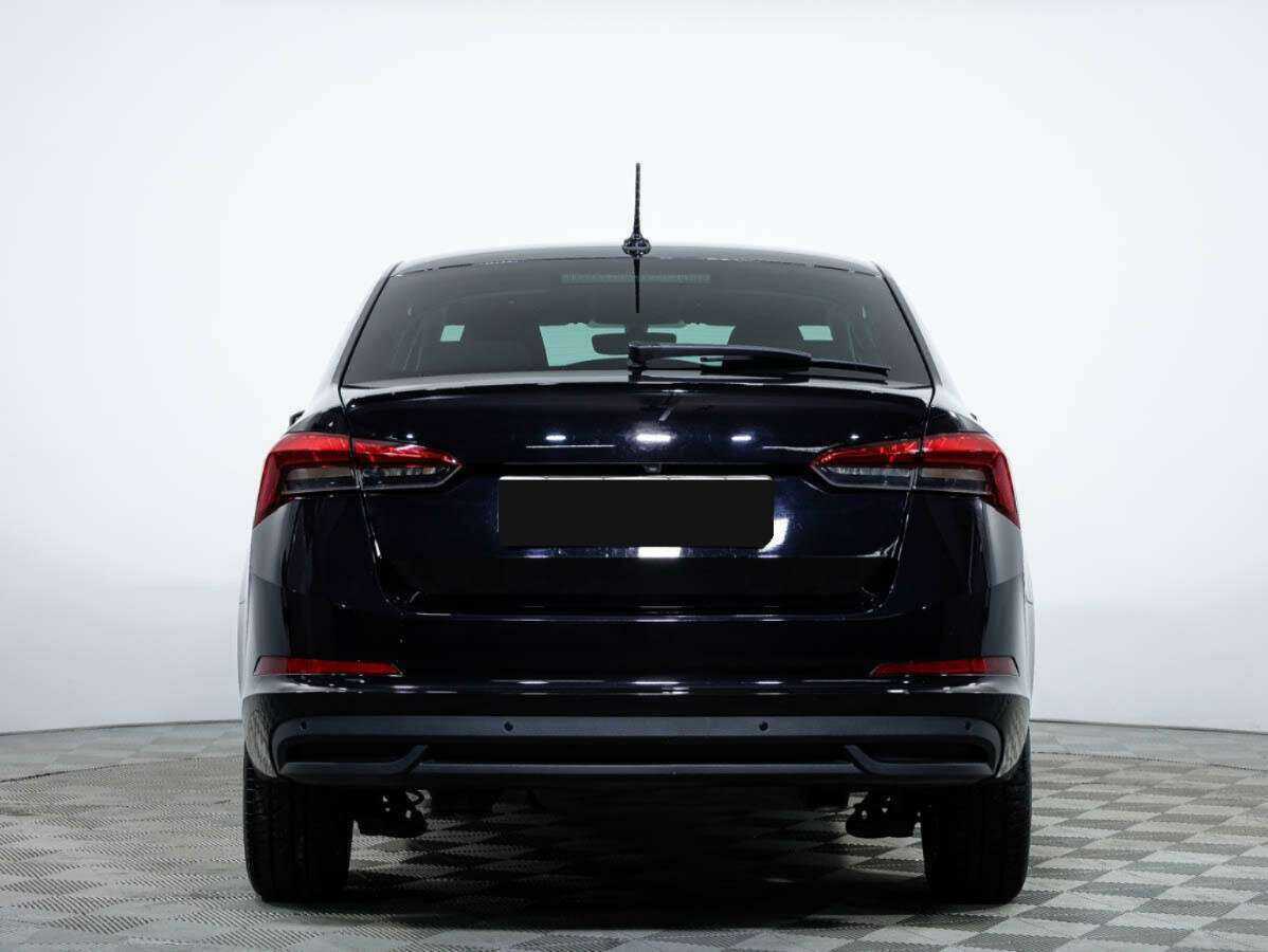 Купить Skoda Rapid с пробегом. Фото: #4