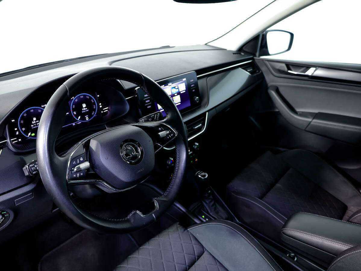 Купить Skoda Rapid с пробегом. Фото: #9