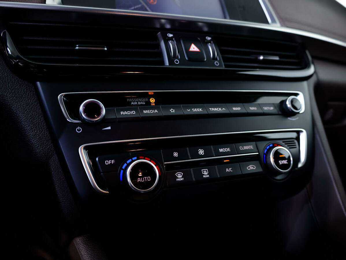 Купить Kia Optima с пробегом. Фото: #13