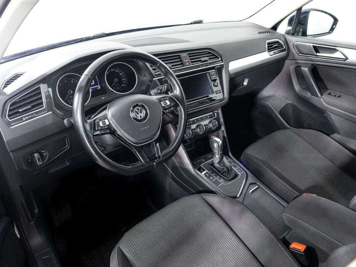 Купить Volkswagen Tiguan с пробегом. Фото: #10