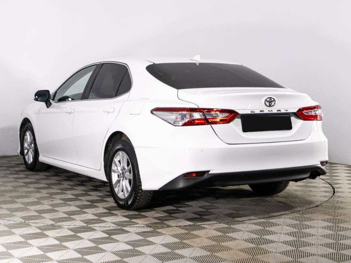 Купить Toyota Camry с пробегом. Фото: #6