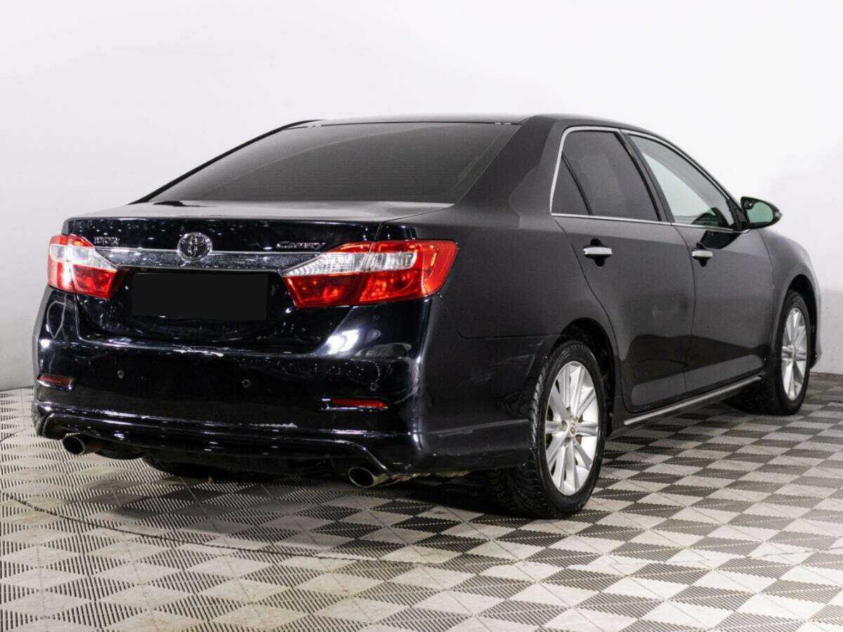 Купить Toyota Camry с пробегом. Фото: #4