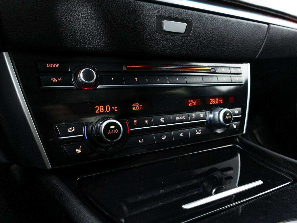 Купить BMW 5 серии с пробегом. Фото: #16