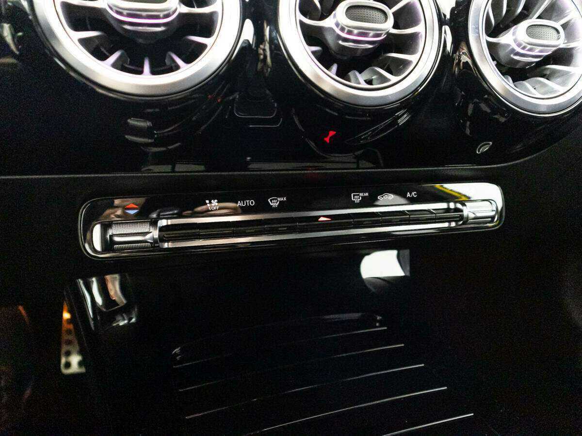 Купить Mercedes-Benz A-Класс с пробегом. Фото: #15